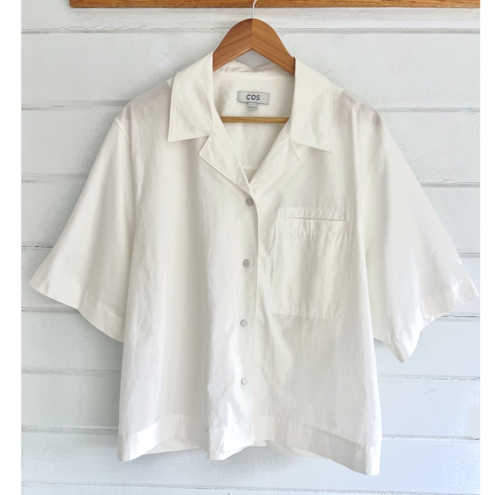 🌼🌼COS Mixed Fabric Boxy Button Up Short Sleeved Shirt - L